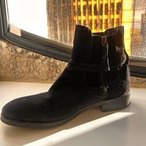 7. Tommy Hilfiger Black Booties size 7 ($35)